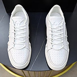 Giuseppe Zanotti  Ŀ  MYB6451