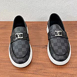 ̺    YF4215-3